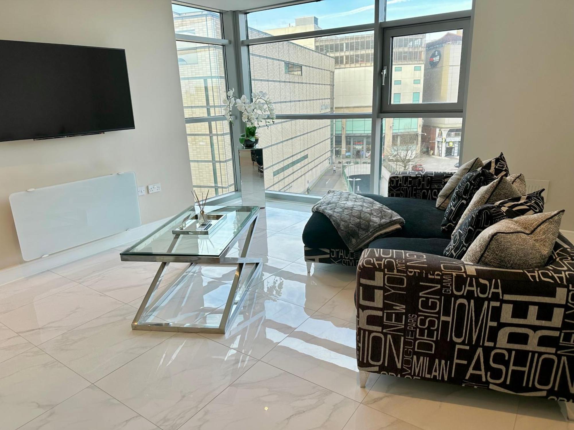 Superior Apartment In Cardiff City Centre Εξωτερικό φωτογραφία