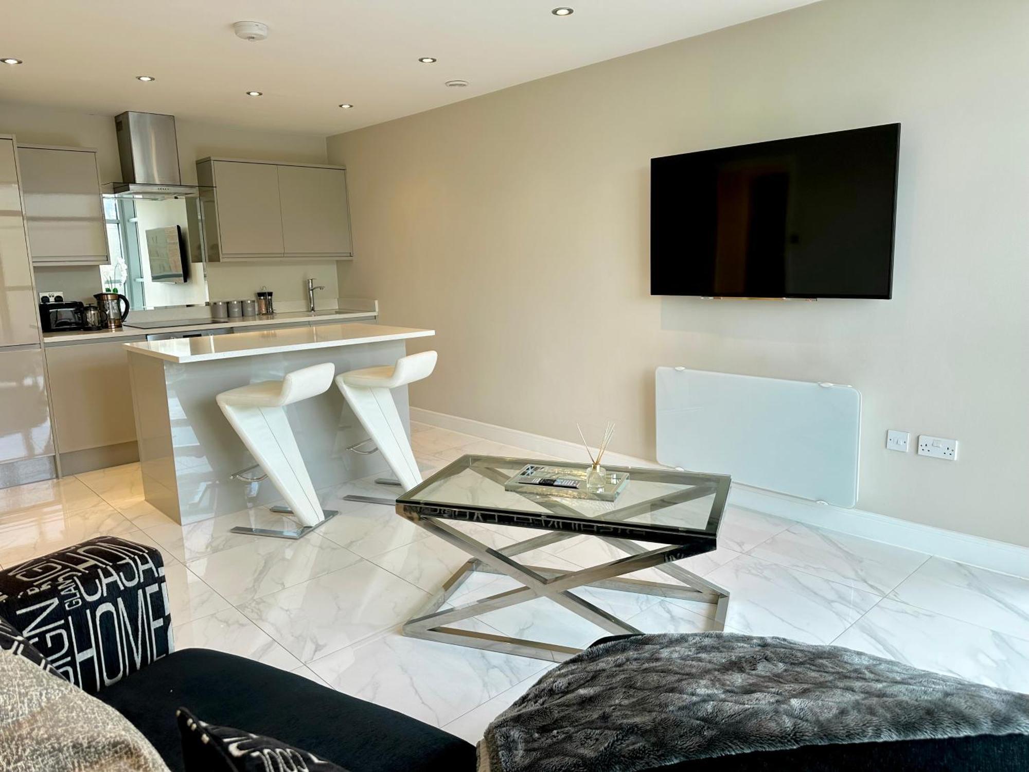 Superior Apartment In Cardiff City Centre Εξωτερικό φωτογραφία