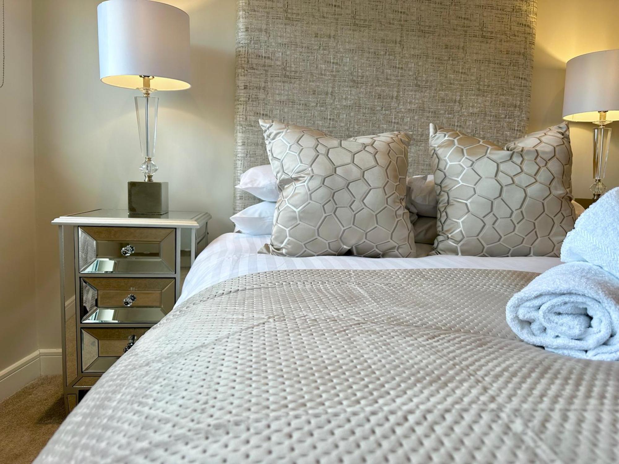 Superior Apartment In Cardiff City Centre Εξωτερικό φωτογραφία